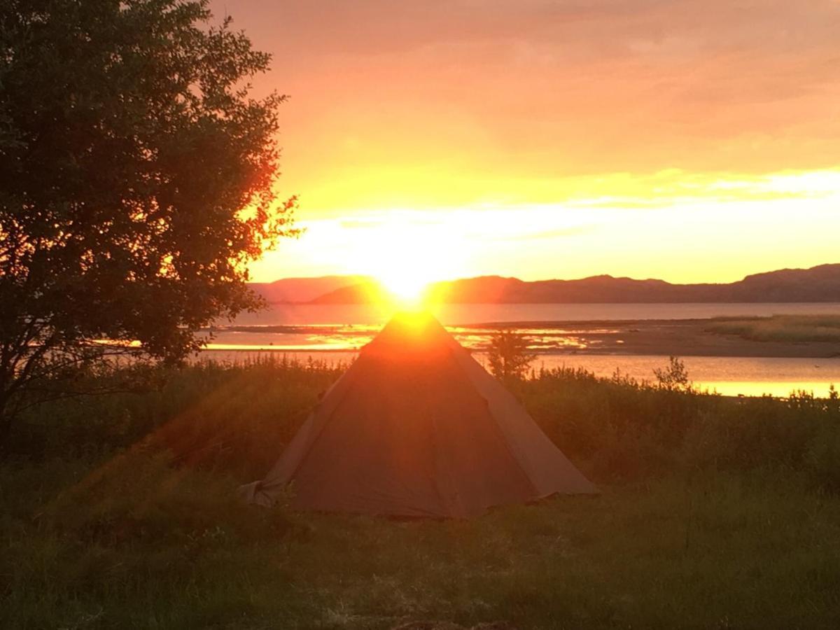 Fjordutsikten Motell & Camping As Lakselv Exterior photo