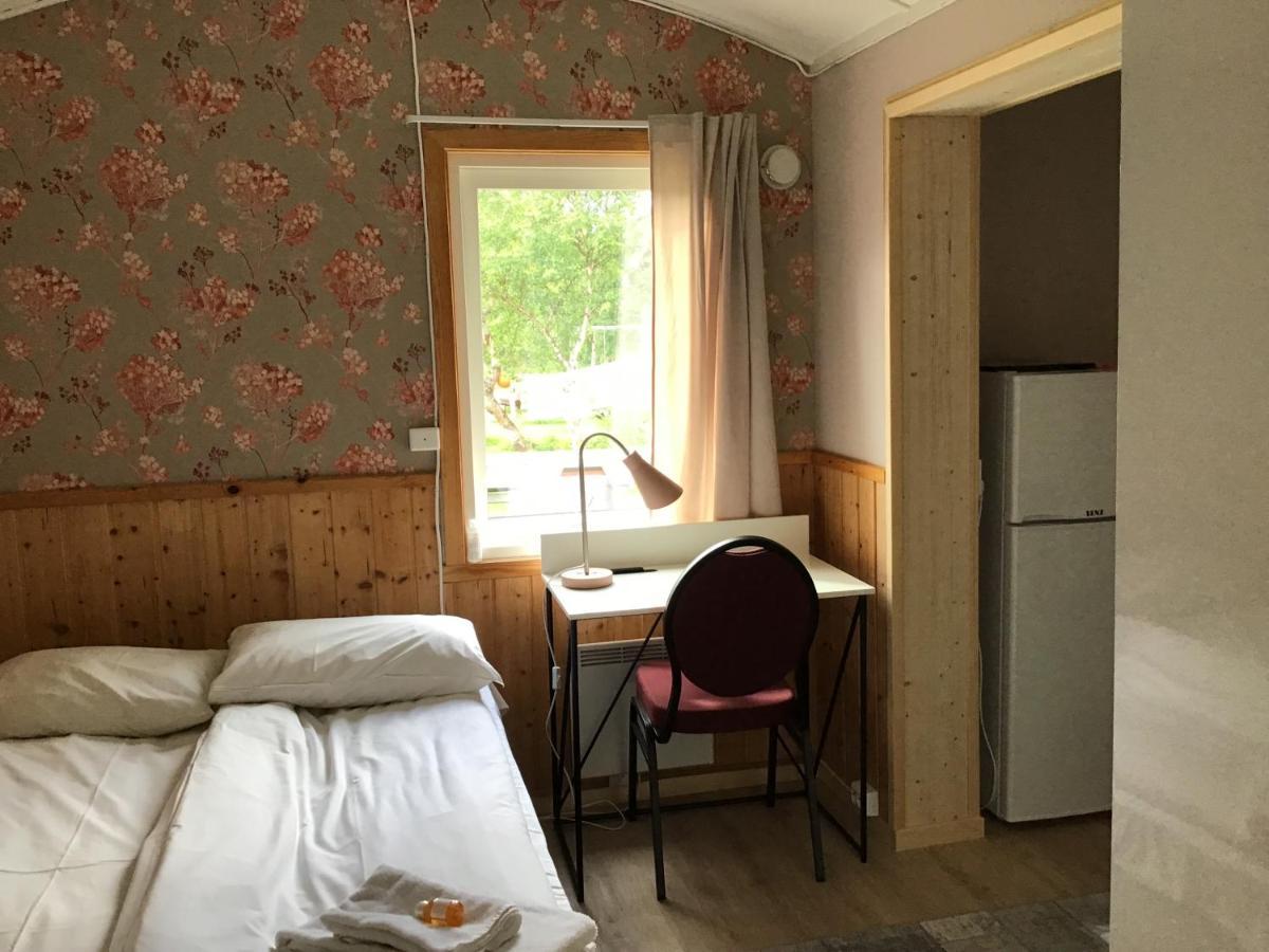 Fjordutsikten Motell & Camping As Lakselv Exterior photo